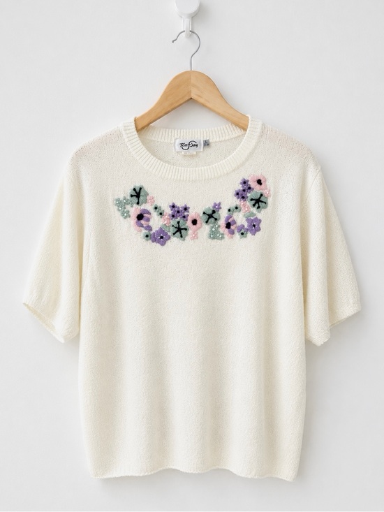 TanJay Sweaters - Vintage TanJay Floral Embroidered Cottagecore Knit Top - Size L
